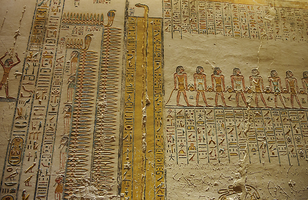 포토 JPG 해외이미지 종교 문화 벽 조각 여행 건축양식 텍스트 이집트 미술 사람없음 건물 방 바위 무덤 역사 재산 큼 땅 폐허 지하 목각 천연기념물 고고학 랜드마크 상형문자 숭배 옛날 장례식 파라오 스타일 해외202310 해외포토 문자 건축물 교육 건축 아프리카 문화예술 금융 돌_바위 크기 파일형식