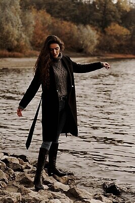 포토 JPG 해외이미지 나무 여자 행복 감정 호수 여행 휴식 사랑 한명 사람 10대 물 단어 강 반사 산책 꿈 자유 가을 맥박 계획 울음 숲 흥분 무료 방법 생존 스타일 해외202310 해외포토 자연요소 식물 문자 1 계절 컨셉 의학 청소년 표정 파일형식