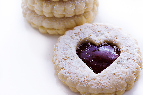 포토 JPG 해외이미지 근접촬영 사람없음 쿠키 하트 잼 해외202310 해외포토 모양 뷰포인트 디저트 소스_음식 파일형식