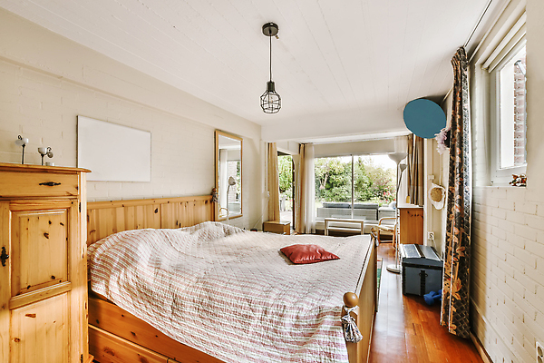 포토 JPG 해외이미지 쿠션 창문 사람없음 인테리어 문 공간 거울 방 침대 커튼 장롱 해외202310 해외포토 디자인 가구 파일형식