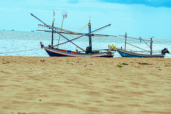 포토 JPG 해외이미지 계절 아시아 바다 섬 여행 태국 자연 하늘 휴가 해변 사람없음 야외 물 파란색 평화 맑음 침묵 고요 내추럴 수평선 해외202310 해외포토 자연요소 나라 컬러 컨셉 날씨 소리 생태계 파일형식
