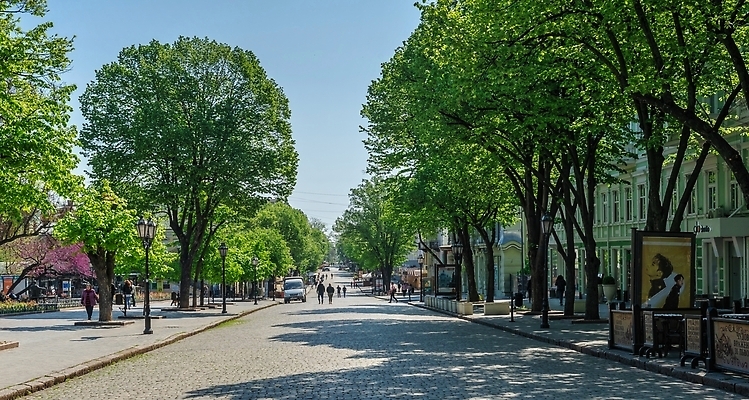 포토 JPG 해외이미지 공원 유럽 도로 여행 백그라운드 건축양식 거리 사람없음 야외 건물 봄 산책로 도시 역사 5월 전쟁 정사각형 구시가지 우크라이나 오데사 해외202310 해외포토 도형 건축물 계절 공공시설 건축 나라 길 교통시설 날짜 파일형식
