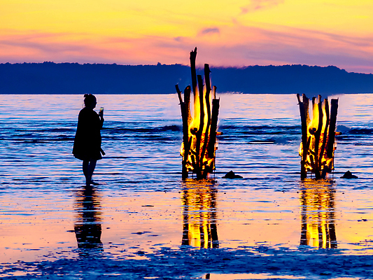 포토 JPG 해외이미지 식물 구름 손 호수 어린이 분홍색 컬러 포즈 모션 자연 불 날씨 추상 휴식 건강 사람없음 물 파란색 빛 태양 뷰티 반사 노란색 평화 우주 맑음 검은색 어둠 일몰 놀람 새벽 젖음 액체 황금 저녁 신비 방파제 공상 마법 팔 느림 수평선 해외202310 해외포토 자연요소 공공시설 감정 컨셉 무늬 표정 사람 신체부위 노을 야간 생태계 파일형식