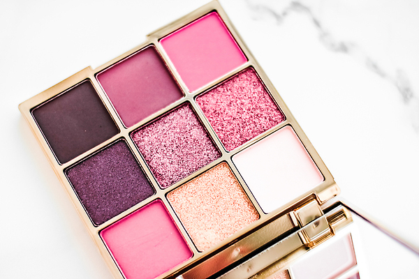 포토 JPG 해외이미지 백그라운드 사람없음 세트 뷰티 화려 대리석 아이섀도 해외202310 해외포토 컨셉 재료 화장품 파일형식