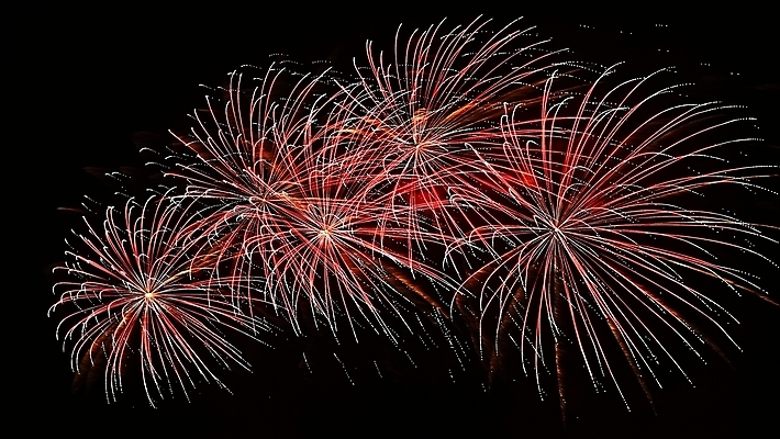 포토 JPG 해외이미지 기념일 백그라운드 밤하늘 폭죽 불꽃놀이 이벤트 사람없음 야외 빛 반짝임 축제 어둠 발광 해외202310 해외포토 모션 놀이 하늘 야간 파일형식