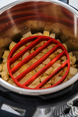 포토 JPG 해외이미지 음식 채소 감자 사람없음 초록색 식사 샐러드 신선 유기농 라이터 점심식사 해외202310 해외포토 웰빙 컬러 파일형식