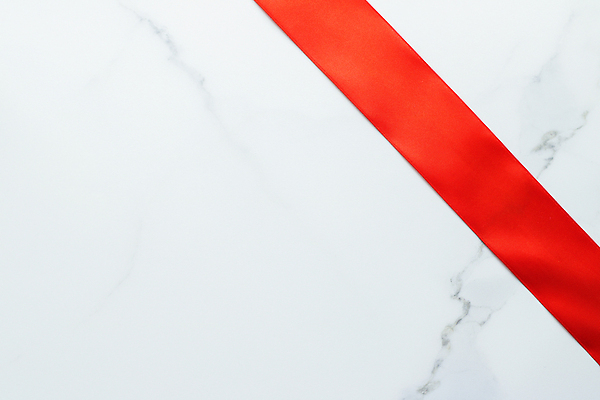 포토 JPG 해외이미지 리본 선 사람없음 빨간색 하이앵글 흰색 대리석 해외202310 해외포토 뷰포인트 컬러 재료 파일형식