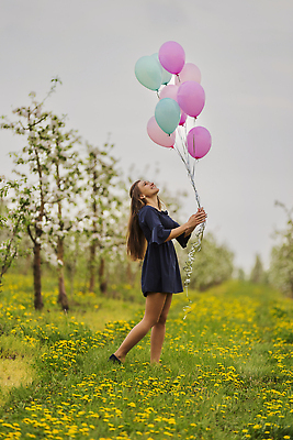 포토 JPG 해외이미지 나무 식물 라이프스타일 계절 행복 어린이 백그라운드 잎 밭 가족 놀이 사랑 한명 잔디 야외 파란색 친구 햇빛 파티 정원 맑음 축제 봄 기쁨 흰색 생일 숲 낙하산 내추럴 골 뒤뜰 생태학 소셜 해외202310 해외포토 1 교육 기념일 감정 컬러 농업 관계 날씨 사람 이벤트 생활 태양 파일형식