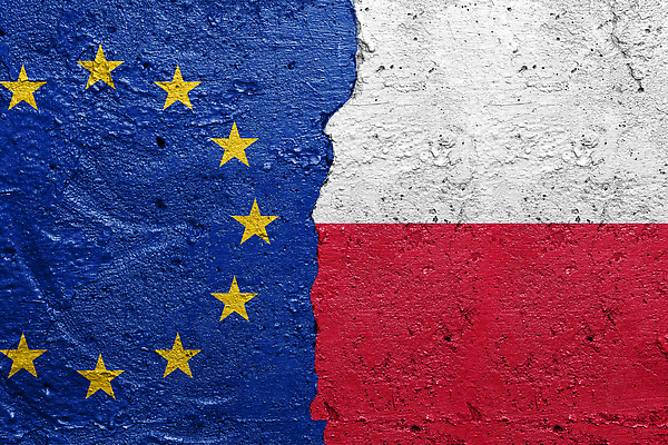 포토 JPG 해외이미지 디자인 유럽 별 벽 백그라운드 컨셉 일러스트 벽지 협력 프레임 사람없음 빨간색 파란색 힘 경쟁 우정 흰색 깃발 역사 충돌 천 심볼 서비스 사인 질감 군용 싸움 전쟁 배지 광택 육군 폴란드 애국심 위기 유럽연합 전국 정부 정치 해외202310 해외일러스트 자연요소 나라 컬러 모션 군대 친구 직물 파일형식