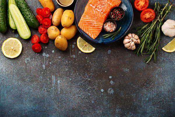 포토 JPG 해외이미지 접시 토마토 오이 감자 사람없음 하이앵글 아스파라거스 연어요리 해외202310 해외포토 식기 음식 뷰포인트 채소 연어 파일형식