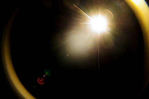 포토 JPG 해외이미지 템플릿 별 백그라운드 무지개 오렌지 자국 하늘 아침 불 추상 불꽃 경사 사람없음 빨간색 초록색 빛 햇빛 태양 뷰티 카메라 우주 스크린 검은색 행성 광선 흰색 점 원형 야간 소프트포커스 시스템 스포트라이트 파열 노려봄 내추럴 블러 광학 효과 해외202310 해외포토 주간 자연요소 도형 컬러 무늬 과일 촬영기법 표정 전자제품 파일형식