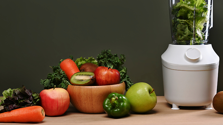 포토 JPG 해외이미지 그릇 채소 단면 피망 키위 사람없음 당근 신선 사과 믹서 풋사과 건강식 식단관리 해외202310 해외포토 식기 음식 과일 뿌리채소 파일형식