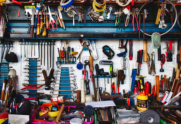 포토 JPG 해외이미지 직업 산업 벽 백그라운드 벤치 탁자 주택 자 매달리기 집게 종류 사람없음 목재 세트 상점 여러개 장비 도구 공구 스패너 업무 작업실 수리 정상 수집 목수 오브젝트 조리대 목공예 모음 펜치 헛간 DIY 유지 조립 업그레이드 작업대 재주꾼 조작 차고 하드웨어 해외202310 해외포토 나무 가구 다수 의자 재료 모션 문구용품 취미 한글 건물 컴퓨터 작업 공예 저장고 파일형식