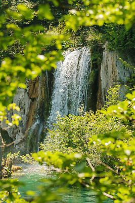 포토 JPG 해외이미지 나무 공원 꽃 호수 여행 자연 휴가 휴식 산 사람없음 초록색 물 강 컬러풀 햇빛 환경 화목 고요 폭포 꿈 흐름 신선 개울 떨어짐 숲 시원함 상쾌 천국 크로아티아 생태학 전국 파라다이스 해외202310 해외포토 자연요소 식물 공공시설 교육 감정 유럽 컬러 컨셉 태양 생태계 파일형식