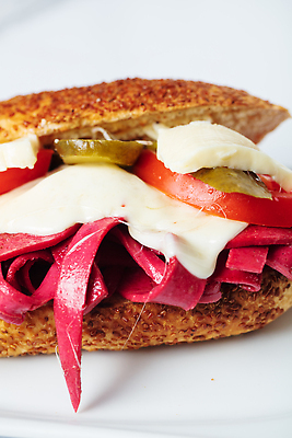 포토 JPG 해외이미지 전통 접시 음식 백그라운드 토마토 치즈 샌드위치 건강 육류 사람없음 목재 빨간색 식사 저녁식사 빵집 샐러드 햄버거 흰색 신선 뜨거움 소시지 맛 그릴 아침식사 바게트 상추 자르기 밀 속도 햄 슬라이스 롤 토스트 깨 후추 칠면조 점심식사 고립 번 치즈버거 후보 맛있는 튀르키예 해외202310 해외포토 나무 식기 아시아 빵 컬러 컨셉 채소 식재료 재료 모션 조류 주방용품 유제품 곡류 패스트푸드 상점 조미료 가공식품 향신료 파일형식