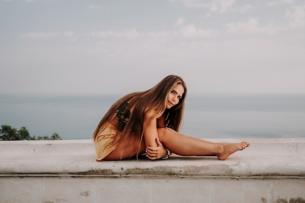 포토 JPG 해외이미지 라이프스타일 배너 공원 여자 행복 호수 선 스포츠 포즈 백그라운드 신체 다이어트 요가 자연 아침 휴식 산 건강 관리 한명 서기 사람 앉기 성인 야외 운동 뷰티 평화 일출 에너지 매트 흰색 날씬함 연습 명상 내추럴 바이탈 해외202310 해외포토 주간 1 웰빙 공공시설 감정 컬러 컨셉 모션 생활 노을 몸매 생태계 파일형식