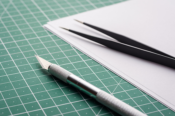 포토 JPG 해외이미지 템플릿 포스터 종이 백그라운드 컨셉 패턴 표면 문구용품 미술 사람없음 장식 우주 공백 매트 신용카드 거친 화려 칼날 칼 자르기 천 질감 종이접기 롤 페이지 핀셋 시트 목각 판지 그런지 양피지 목업 해외202310 해외포토 무늬 모션 문화예술 금융 도구 직물 오브젝트 접기 파일형식