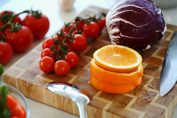 포토 JPG 해외이미지 식물 직업 음식 조각 다이어트 토마토 채소 오렌지 과일 재료 자연 건강 요리 취미 사람없음 목재 빨간색 소풍 노란색 주방 저녁식사 샐러드 수확 신선 맛 정상 먹기 배고픔 유기농 양배추 날것 서빙 레시피 내추럴 점심식사 숙성 아마추어 채식주의자 비건 맛있는 해외202310 해외포토 나무 웰빙 컬러 컨셉 농업 모션 야외활동 식사 생태계 채식 파일형식