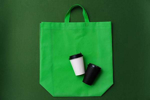 포토 JPG 해외이미지 사람없음 커피잔 녹색배경 에코백 카피스페이스 해외202310 해외포토 커피 백그라운드 가방 잔 초록색 공백 에코 파일형식