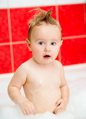 포토 JPG 해외이미지 백인 1 라이프스타일 여자 행복 얼굴 어린이 백그라운드 신체 새로움 수영장 건강 한명 웃음 사람 소년 물 뷰티 목욕 거품 욕실 흰색 아기 씻기 빨래 분무기 제트기 걸음마 샤워실 위생관리 해외202310 해외포토 자연요소 서양인 남자 감정 컬러 컨셉 가사 모션 비행기 표정 관리 생활 신체부위 청결 샤워시설 파일형식