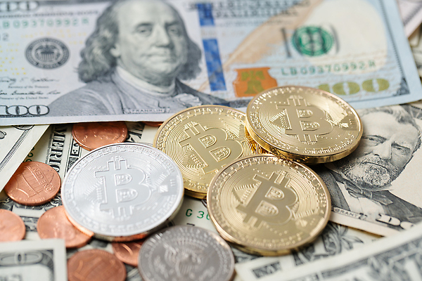 포토 JPG 해외이미지 백그라운드 컨셉 지폐 돈 인터넷 비즈니스 성공 사람없음 금융 경제 달러 디지털 동전 웹 유로 성장 시장 재산 황금 암호 발굴 심볼 사인 무역 투자 상업 전자 토막 계산서 매각 가상 해외202310 해외포토 산업 파일형식