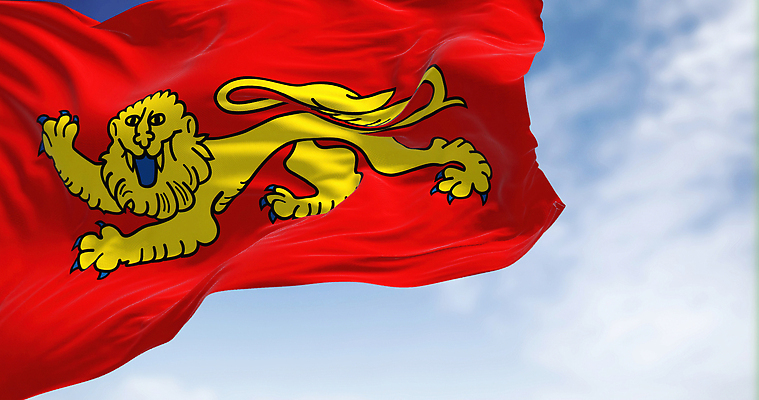 포토 JPG 해외이미지 배너 유럽 물결 여행 백그라운드 하늘 날리기 바람 사람없음 야외 빨간색 자유 프랑스 흰색 깃발 직물 역사 사자 불기 민주주의 천 심볼 사인 신분 지역 커뮤니티 애국심 프랑스어 시민 휘장 독립 잔물결 정부 카피스페이스 해외202310 해외포토 자연요소 문자 나라 컬러 컨셉 포유류 모션 날씨 공백 국민 파일형식