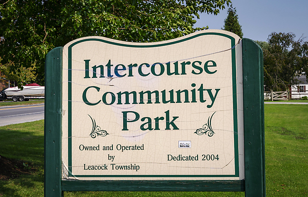 포토 JPG 해외이미지 디자인 도로 여행 백그라운드 컨셉 일러스트 가이드 교통시설 화살 거리 프레임 광고판 사람없음 야외 그래픽 초록색 금속 공백 운전 정보 흰색 표지판 고속도로 메시지 수집 심볼 오브젝트 사인 도로표지판 봉 고립 길가 방법 해외202310 해외포토 직업 길 컬러 교통 모션 재질 알림판 시설 판 파일형식