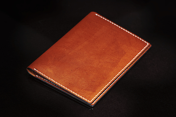 포토 JPG 해외이미지 길 백그라운드 돈 가방 비즈니스 새로움 사람없음 빨간색 금융 빛 뷰티 갈색 유행 저축 흰색 지갑 재산 우아함 구매 주머니 가죽 자르기 오브젝트 싱글 질감 결제 고립 스타일 유일 비어있는 해외202310 해외포토 잡화 컬러 컨셉 모션 경제 쇼핑 파일형식