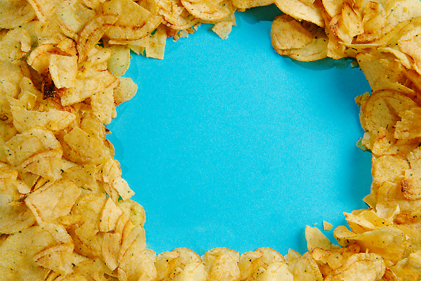 포토 JPG 해외이미지 라이프스타일 손 감정 유럽 얼굴 음식 다이어트 채소 감자 패스트푸드 건강 식이요법 사람없음 치킨 먹기 배고픔 속도 긍정 칼로리 비건 자극 해외202310 해외포토 나라 컨셉 모션 생활 신체부위 인스턴트 닭고기요리 채식주의자 파일형식