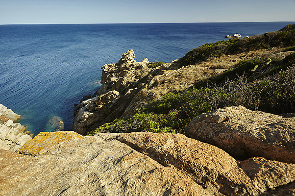 포토 JPG 해외이미지 유럽 모래 벽 바다 섬 여행 건축양식 자연 휴가 전등 거리 주택 파노라마 사람없음 야외 건물 여름 파란색 도시풍경 뷰티 탑 봄 이탈리아 도시 중세 역사 재산 도심 지중해 언덕 타운 랜드마크 옛날 진짜 해외202310 해외포토 건축물 계절 건축 나라 컬러 조명 촬영기법 풍경 금융 생태계 파일형식