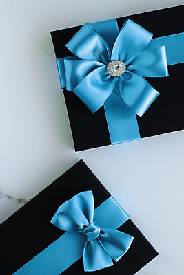 포토 JPG 해외이미지 리본 사람없음 선물상자 검은색 고급 보석 대리석 해외202310 해외포토 컬러 컨셉 재료 선물 상자 광석 파일형식