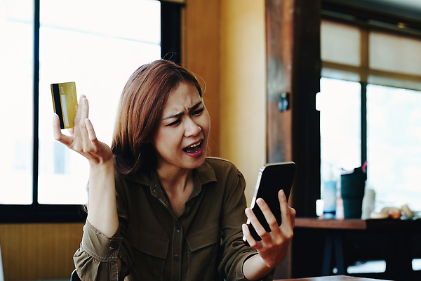 포토 JPG 해외이미지 백그라운드 컨셉 돈 비즈니스 주택 자물쇠 한명 금융 경제 쇼핑 컬러풀 세일 상점 검은색 블록 오픈 신용카드 수술 닫기 암호 보호 플라스틱 잠금 보안 상업 신분 결제 시스템 전자상거래 파산 대출 빚 관심 사생활 인출 제어 철강 현실 해외202310 해외포토 1 컬러 의학 모션 재질 안전 사람 건물 치료 재산 파일형식