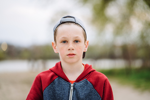 포토 JPG 해외이미지 백인 헤어스타일 남자 행복 감정 아들 얼굴 어린이 백그라운드 셔츠 청소년 실내 한명 사람 소년 빨간색 햇빛 뷰티 우주 기쁨 흰색 표현 자신감 작음 흰배경 생강 빨간머리 T 고립 해외202310 해외포토 서양인 1 알파벳 컬러 상의 채소 가족 내부 신체부위 태양 크기 파일형식