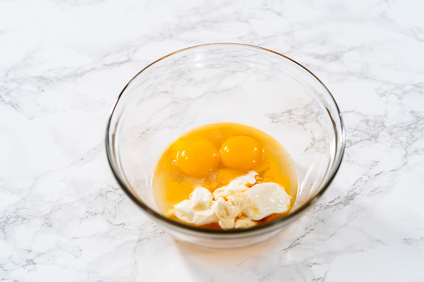 포토 JPG 해외이미지 음식 디저트 사탕 요리 사람없음 쿠키 계란 사발 달콤 준비 만들기 레시피 섞기 페스츄리 해외202310 해외포토 빵 모션 알 사기그릇 맛 파일형식