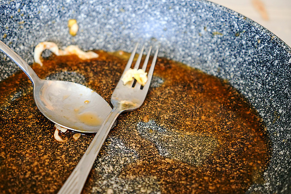 포토 JPG 해외이미지 음식 요리 사람없음 금속 주방 튀김 프라이팬 왼쪽 해외202310 해외포토 재질 주방용품 방향 파일형식