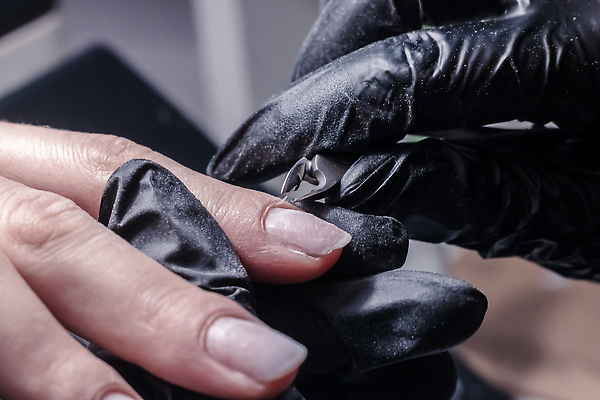 포토 JPG 해외이미지 직업 손 디자인 장갑 손가락 휴식 실내 사람없음 뷰티 상점 스파 기계 터치 기구 공구 램프 붓 고급 손톱 미용사 피부 테라피 주인 순서 니스 돌봄 방법 위생관리 스타일 해외202310 해외포토 잡화 컨셉 모션 조명 관리 내부 신체부위 도구 파일형식