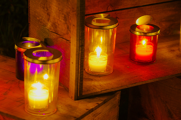 포토 JPG 해외이미지 크리스마스 데이트 불 조명 사람없음 컬러풀 뷰티 낭만 야간 해외202310 해외포토 자연요소 기념일 컬러 컨셉 파일형식