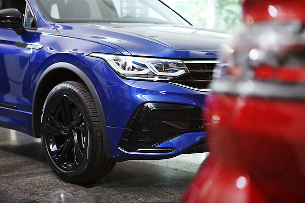 포토 JPG 해외이미지 자동차 새로움 사람없음 판매 구매 가격 상업 소매 대여 렌탈 매각 자동 안락 해외202310 해외포토 육상교통 컨셉 쇼핑 파일형식