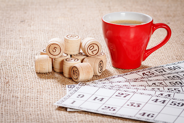 포토 JPG 해외이미지 종이 커피 백그라운드 놀이 탁자 성공 휴식 통 사람없음 목재 컵 숫자 게임 우승 신용카드 행운 재산 도박 계획 책상 기회 열정 관심 복권 옛날 해외202310 해외포토 나무 문자 식기 감정 음료 가구 컨셉 재료 금융 최고 파일형식