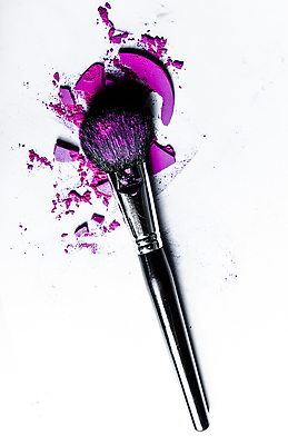 포토 JPG 해외이미지 사람없음 뷰티 보라색 화장품 손상 가루 질감 아이섀도 메이크업브러쉬 해외202310 해외포토 컬러 컨셉 붓 파일형식