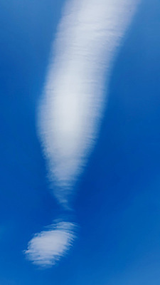 포토 JPG 해외이미지 백그라운드 패턴 날개 하늘 바람 날씨 사람없음 여름 파란색 빛 태양 뷰티 우주 환경 봄 회색 자유 광선 흰색 잠 투명 퍼즐 볼륨 순수 깃털 사인 싸움 비타민 뇌우 무료 자외선 폭풍우 허리케인 수평선 해외202310 해외포토 자연요소 계절 컬러 컨셉 무늬 모션 비_날씨 자연재해 영양소 파일형식