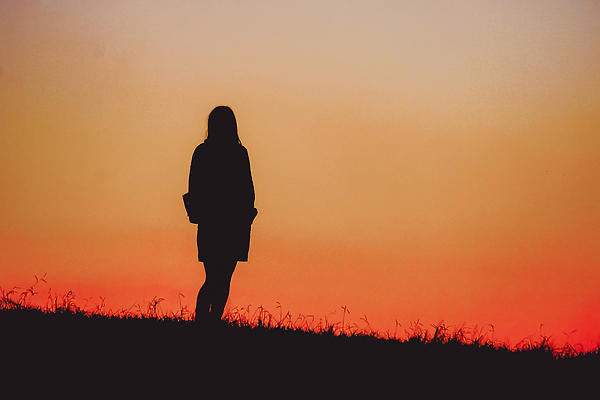 포토 JPG 해외이미지 식물 실루엣 오렌지 가족 벽지 하늘 그림자 사람 동양인 사람없음 야외 태양 일몰 공백 도쿄 저녁 카피스페이스 해외202310 해외포토 자연요소 과일 관계 촬영기법 인종 노을 일본 야간 파일형식