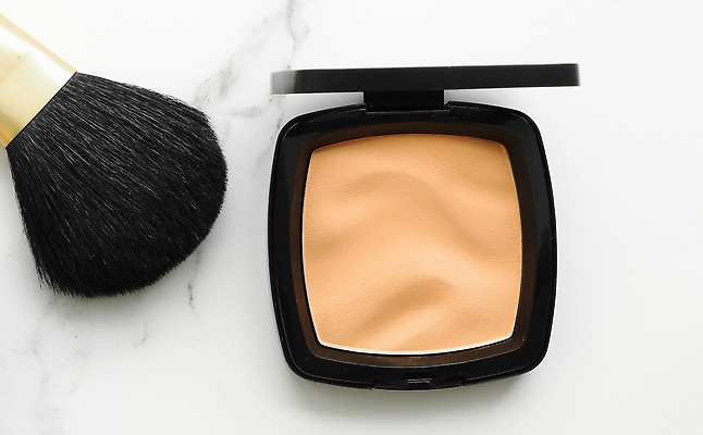 포토 JPG 해외이미지 백그라운드 사람없음 고급 대리석 메이크업브러쉬 파운데이션 해외202310 해외포토 컨셉 재료 화장품 붓 파일형식