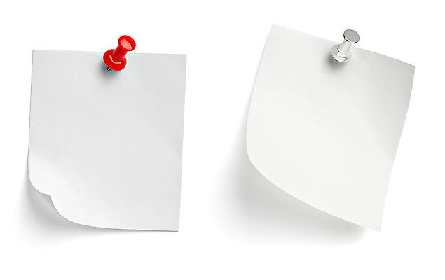 포토 JPG 해외이미지 사람없음 메모지 압정 흰배경 고정 카피스페이스 해외202310 해외포토 백그라운드 사무용품 공백 흰색 파일형식