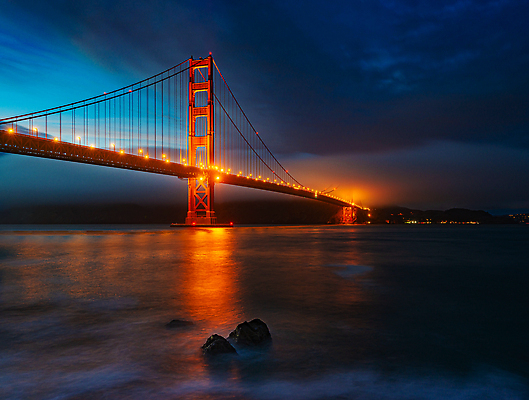 포토 JPG 해외이미지 구름 바다 여행 오렌지 건축양식 교통시설 하늘 풍경 사람없음 빨간색 물 여름 파란색 도시풍경 여행객 탑 미국 어둠 일몰 새벽 도시 만 황금 야간 대문 캘리포니아 스카이라인 랜드마크 샌프란시스코 해외202310 해외포토 자연요소 건축물 계절 건축 컬러 교통 북아메리카 과일 사람 문 노을 시설 파일형식
