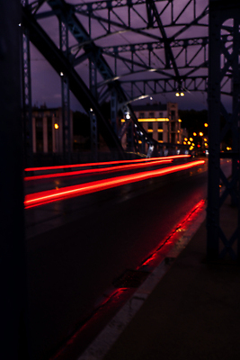 포토 JPG 해외이미지 도로 길 선 여행 백그라운드 이동 교통시설 자국 모션 자동차 추상 거리 사람없음 빨간색 빛 어둠 산책로 운전 도시 고속도로 전철 야간 저녁 소프트포커스 아스팔트 속도 전차 장노출 방법 블러 크라쿠프 해외202310 해외포토 자연요소 육상교통 컬러 교통 컨셉 무늬 대중교통 촬영기법 밤 시설 폴란드 파일형식