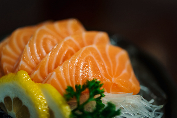 포토 JPG 해외이미지 전통 접시 아시아 음식 조각 다이어트 오렌지 건강 어류 요리 미술 동양인 사람없음 빨간색 뷰티 주방 식당 일본 식사 저녁식사 초밥 회 흰색 신선 맛 자르기 먹기 해산물 질감 날것 슬라이스 서빙 연어 내추럴 점심식사 뷔페 사무라이 총각무 피어싱 맛있는 해외202310 해외포토 식기 나라 컬러 컨셉 과일 장신구 모션 문화예술 인종 상점 수중동물 무 일본음식 파일형식