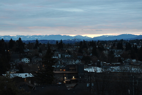 포토 JPG 해외이미지 라이프스타일 디자인 외관 여행 하늘 호텔 아침 지붕 휴가 휴식 아파트 사람없음 야외 건물 여름 빛 도시풍경 일출 미국 소리 새벽 발코니 도시 고급 도심 정상 옥상 갑판 태평양 대도시 스카이라인 리빙 이웃 시애틀 워싱턴 스타일 해외202310 해외포토 주간 자연요소 건축물 계절 바다 컨셉 북아메리카 숙소 주택 풍경 생활 노을 배 선박 파일형식