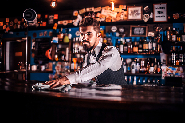 포토 JPG 해외이미지 직업 라이프스타일 손 행복 컬러 탁자 노동자 실내 한명 사람 성인 금속 신선 업무 칵테일 액체 붓기 우아함 서비스 준비 상쾌 만들기 주말 모히토 위스키 스타일 유흥 해외202310 해외포토 1 감정 가구 컨셉 모션 재질 주류 내부 생활 신체부위 작업 파일형식