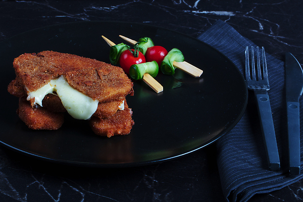 포토 JPG 해외이미지 전통 접시 음식 백그라운드 토마토 치즈 건강 육류 스테이크 요리 사람없음 파란색 갈색 식당 검은색 식사 저녁식사 치킨 튀김 흰색 시골 뜨거움 맛 가슴 굽기 허브 가득함 크림 햄 슬라이스 프랑스어 점심식사 폭식 모짜렐라치즈 빵가루 핸드메이드 맛있는 해외202310 해외포토 식물 문자 식기 컬러 컨셉 채소 식재료 유제품 서양음식 신체부위 상점 구이 닭고기요리 파일형식
